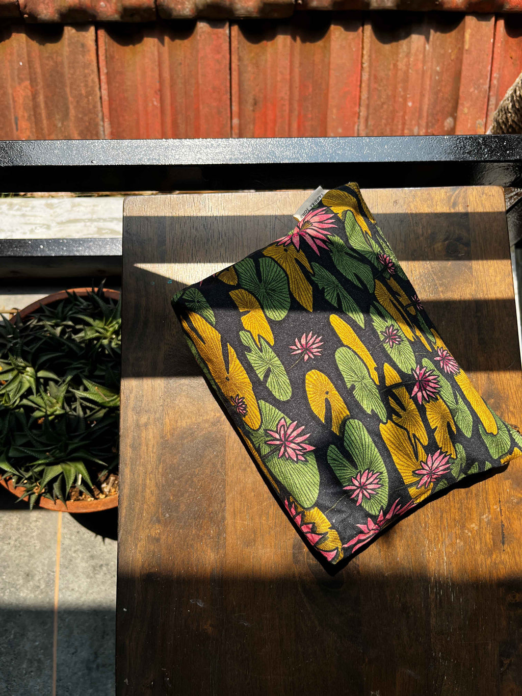 The Lotus Pouch